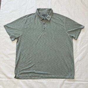 Denver Hayes Men’s T shirt Size 2 XL pre owned like new